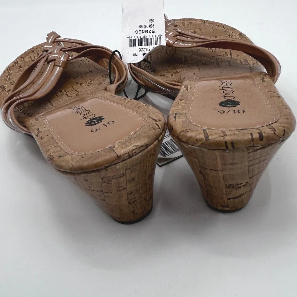 chatties nwt 10